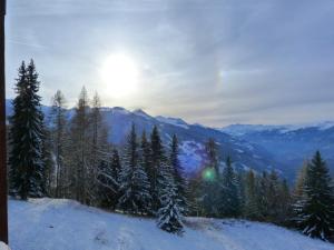 2 pièces 5 pers, balcon sud-ouest, résidence Arc 1800 - FR-1-411-104