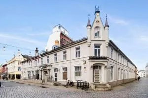 贝斯特韦斯特普拉斯巴克列特酒店 - Botngard