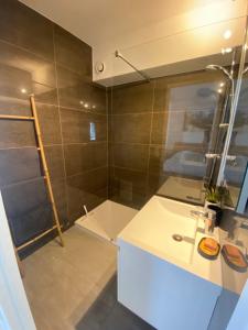 Confort - Appartement Cosy - Proche Mer ***