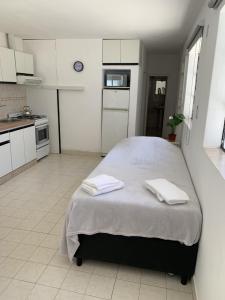 Depto Gales, a 1 cuadra del mar