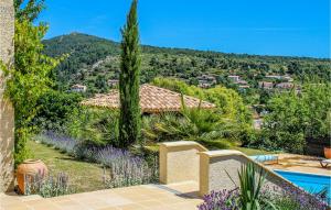 Maisons de vacances Beautiful Home In Caunes Minervois With 4 Bedrooms, Private Swimming Pool And Heated Swimming Pool : photos des chambres