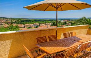 Maisons de vacances Beautiful Home In Caunes Minervois With 4 Bedrooms, Private Swimming Pool And Heated Swimming Pool : photos des chambres