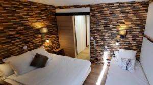 Hotels Hotel Chastellares : photos des chambres