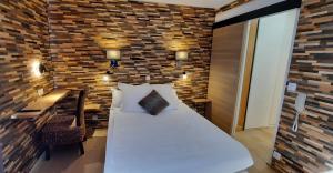 Hotels Hotel Chastellares : photos des chambres