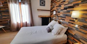 Hotels Hotel Chastellares : photos des chambres