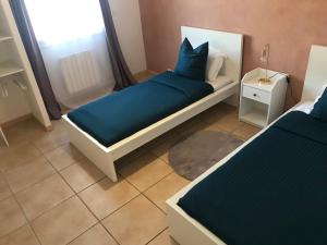 Appartements Residence privee calme 15 min a pied du centre parking gratuit : Appartement 2 Chambres