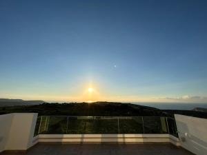 Sunset and Seaview Apartment -Brand New