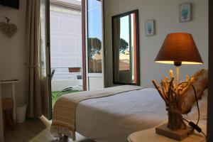 Hotels Hotel La Villa des Oliviers : photos des chambres