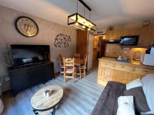 Charmant Appartement à Châtel - 4 pers, 28 m², Terrasse Sud, Proche Télécabine Linga - FR-1-198-224