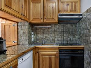 Charmant appartement au pied des pistes avec balcon sud à Courchevel 1850 - FR-1-564-41