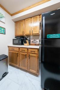 Travel Nurse Housing & Internationals Travelers, College Student, Young Business Professionals - Corporate Housing Accommodation, Offsite Employee & Vacation Temporary Short-Terms Bookings
