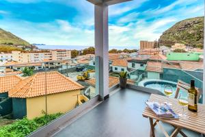 Rose House By Atlantic Holiday