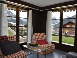 Appartement avec terrasse, casier à skis et parking couvert - FR-1-693-25