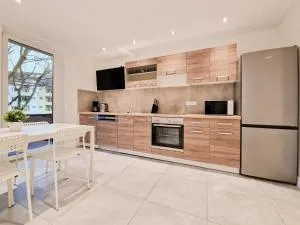 RAJ Living - City Apartments with 1 or 2 Rooms - 15 Min to Messe DUS and Old Town DUS - Macherscheid