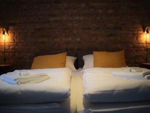 Green Garden Station