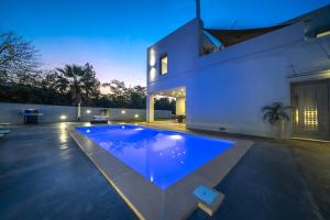 La Maison Du Soleil Luxury Villa by 8essentially