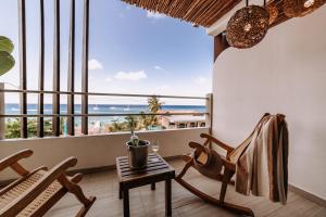 Albatros by Bedsfriends