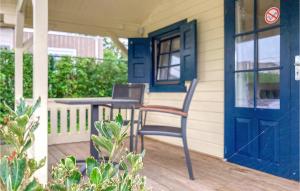 Awesome Home In Heinkenszand With Wifi