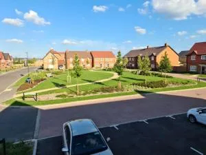 Modern New House with 2 Parking - Upper Bleeding