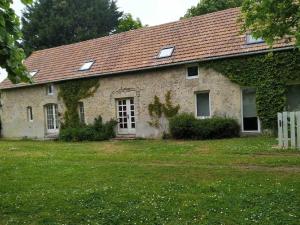 Maisons de vacances Charming country house with a garden 3 km from Omaha Beach : photos des chambres