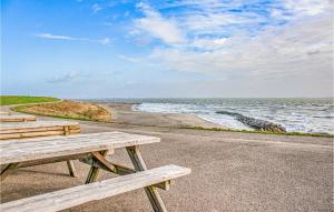 Nice Home In Heinkenszand With Wifi