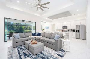 Brand New Home! On Intersecting Canals, Pool, Sleeps 8 - Villa SeaDuction