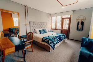 Socialtel Quito - Guápulo