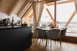 Sunny Retreat Apartment