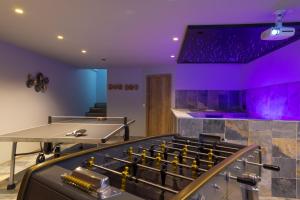 Villas Villa - 230m2- 6chb - SPA-Sauna-Babyfoot-Arcade : photos des chambres