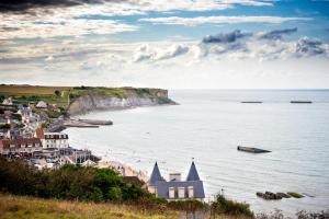 Maisons de vacances Les volets bleus - duplex proche plage et centre : photos des chambres