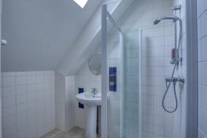 Villas Crazy Villa Chateaubert 28 - Heated pool - Basket - 2h Paris - 30p : photos des chambres