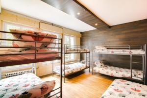 Villas Crazy Villa Radar 89 - Heated pool - Multisports field - 2h Paris - 30p : photos des chambres