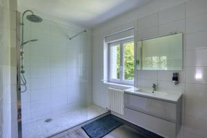 Villas Crazy Villa Gilliere 61 - Heated pool - Basket - 2h Paris - 30p : photos des chambres