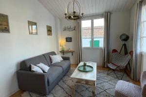 Appartements Very bright nest with terrace in the village : photos des chambres