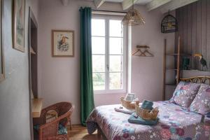 B&B / Chambres d'hotes Les Volets Violets : photos des chambres