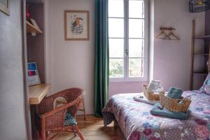 B&B / Chambres d'hotes Les Volets Violets : photos des chambres