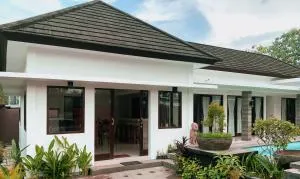 Villa Taloka - Ampenan