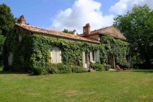Maisons de vacances Maison de campagne en Dordogne : photos des chambres