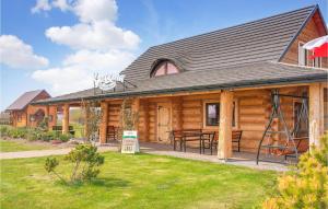 Beautiful Apartment In Jezierzany