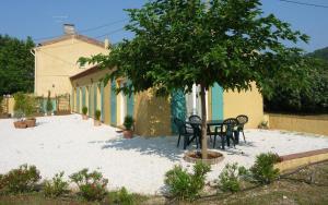 Maisons de vacances les lavandesa 4 km des plages : photos des chambres