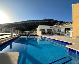 Casa Helena Cumbre - Incredible views! Villa with private pool