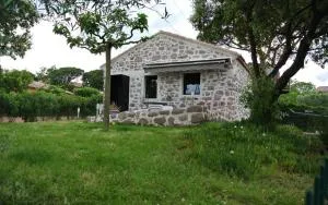 Gite coquet en pierre - 罗克布伦河畔阿尔让