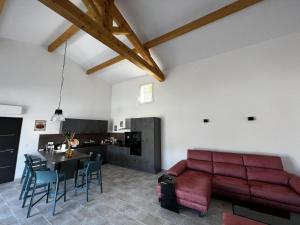 Maisons de vacances La maurette piscine chauffee : photos des chambres