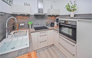 2 Bedroom Awesome Apartment In Cannes