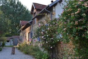 B&B / Chambres d'hotes Les Chambres de Souverain Moulin : photos des chambres