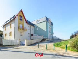 Appartements Appartement T2 en Front de Mer avec Balcon, Wifi et Parking - Chatelaillon-Plage - FR-1-535-5 : Appartement (4 Adultes)