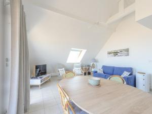 Appartements Appartement T2 en Front de Mer avec Balcon, Wifi et Parking - Chatelaillon-Plage - FR-1-535-5 : photos des chambres