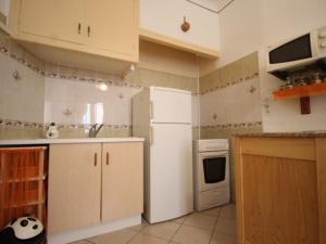 Appartements Appartement Port-Vendres, 2 pieces, 3 personnes - FR-1-309-300 : photos des chambres