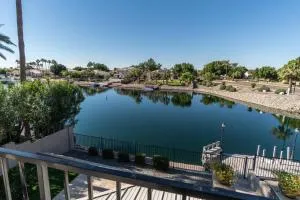 The Lake House - Parkview Estates