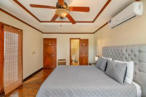 Exclusive Tropical House near Beaches & Downtown